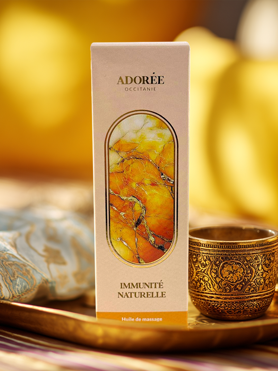 Étui Immunité Naturelle Adorée présenté avec accessoires bien-être